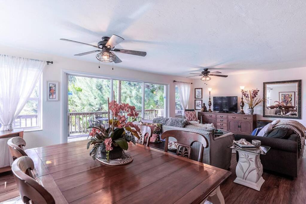 Your Tranquil Escape Is Found Directly On The Beach At The Serenity Beach Condo. Siesta Key Bagian luar foto