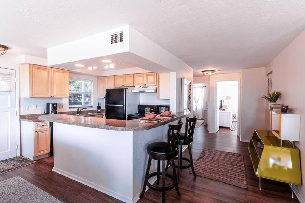 Your Tranquil Escape Is Found Directly On The Beach At The Serenity Beach Condo. Siesta Key Bagian luar foto
