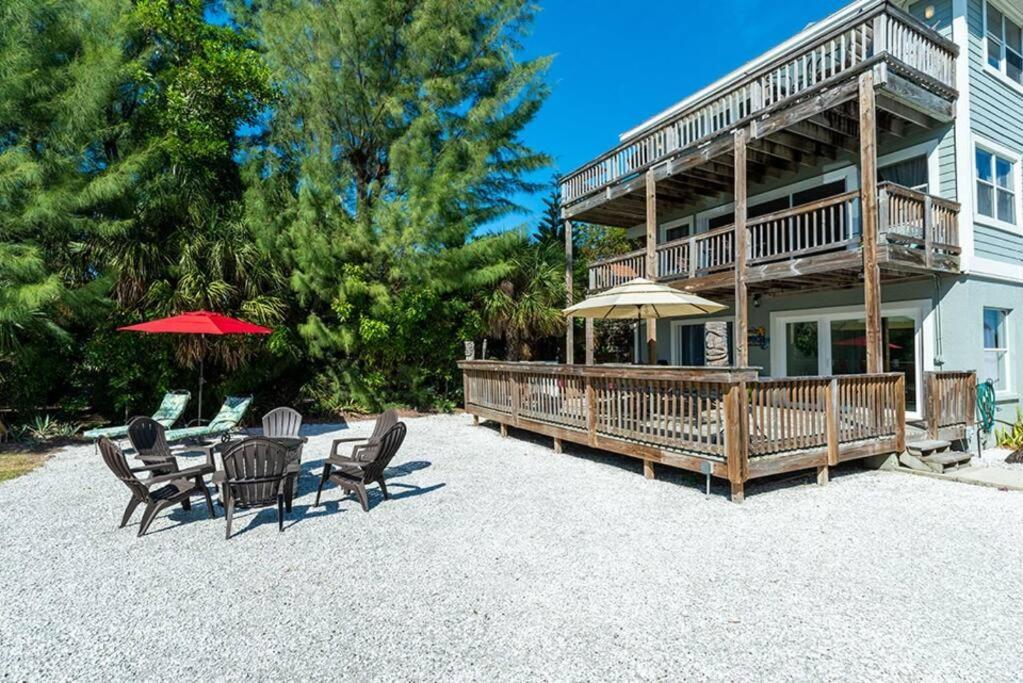 Your Tranquil Escape Is Found Directly On The Beach At The Serenity Beach Condo. Siesta Key Bagian luar foto