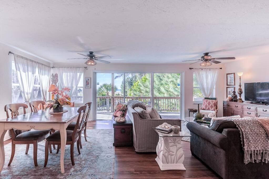 Your Tranquil Escape Is Found Directly On The Beach At The Serenity Beach Condo. Siesta Key Bagian luar foto