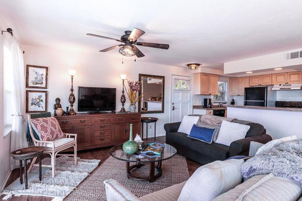 Your Tranquil Escape Is Found Directly On The Beach At The Serenity Beach Condo. Siesta Key Bagian luar foto